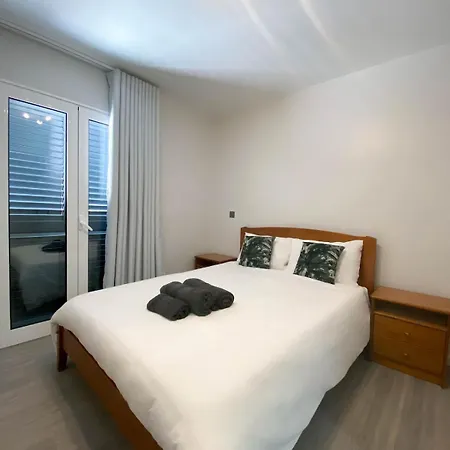 Village Square Coastal 1d *