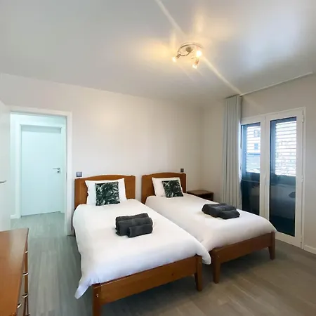 Village Square Coastal 1d Apartment Machico (Madeira)